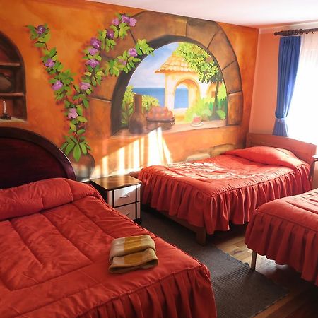 Hostal Florencia Copacabana  Buitenkant foto