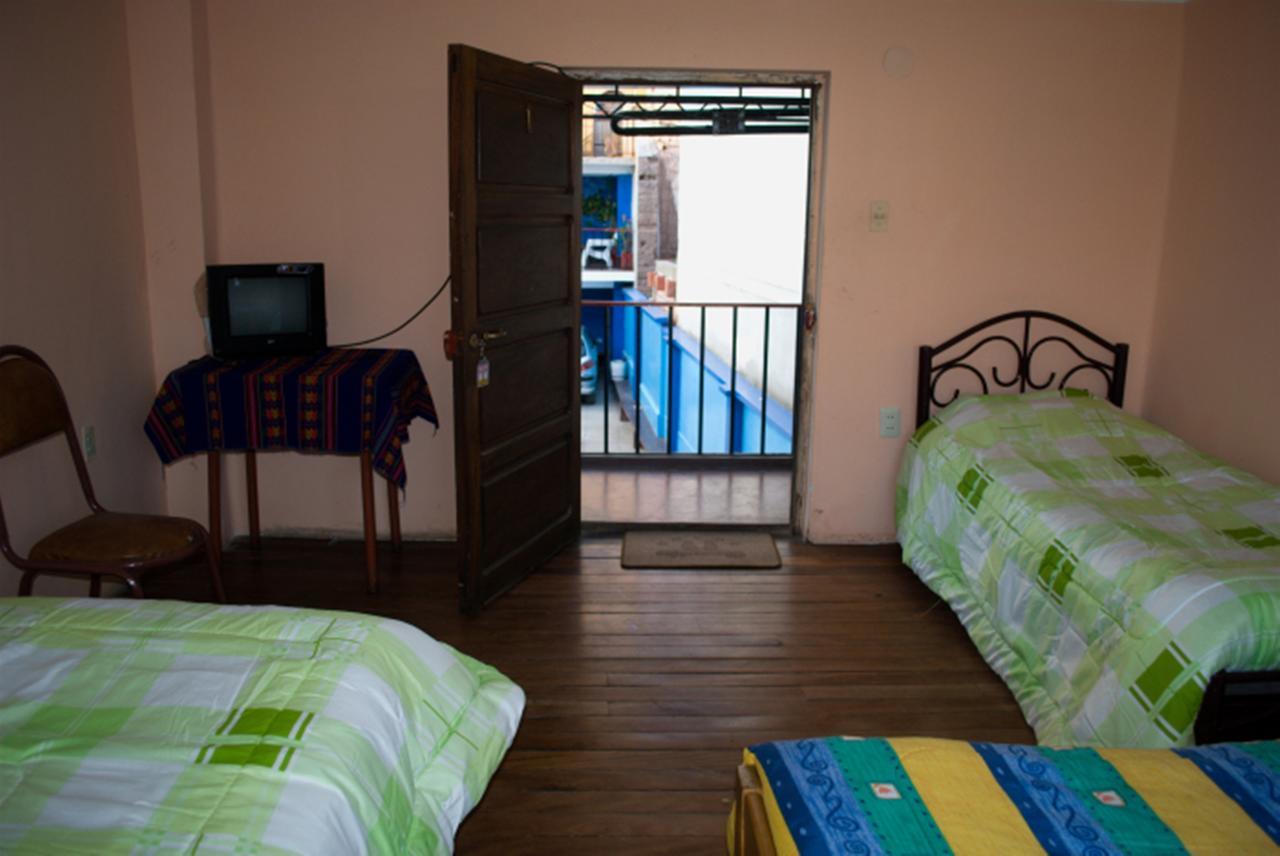 Hostal Florencia Copacabana  Kamer foto