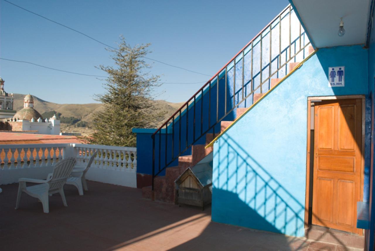 Hostal Florencia Copacabana  Buitenkant foto