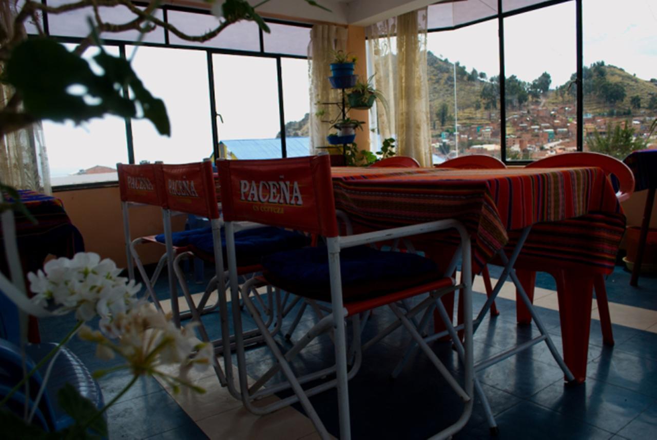 Hostal Florencia Copacabana  Buitenkant foto