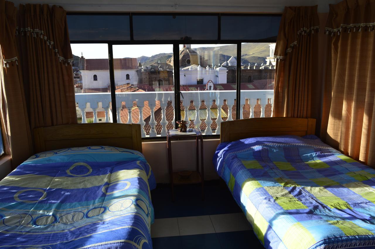 Hostal Florencia Copacabana  Buitenkant foto