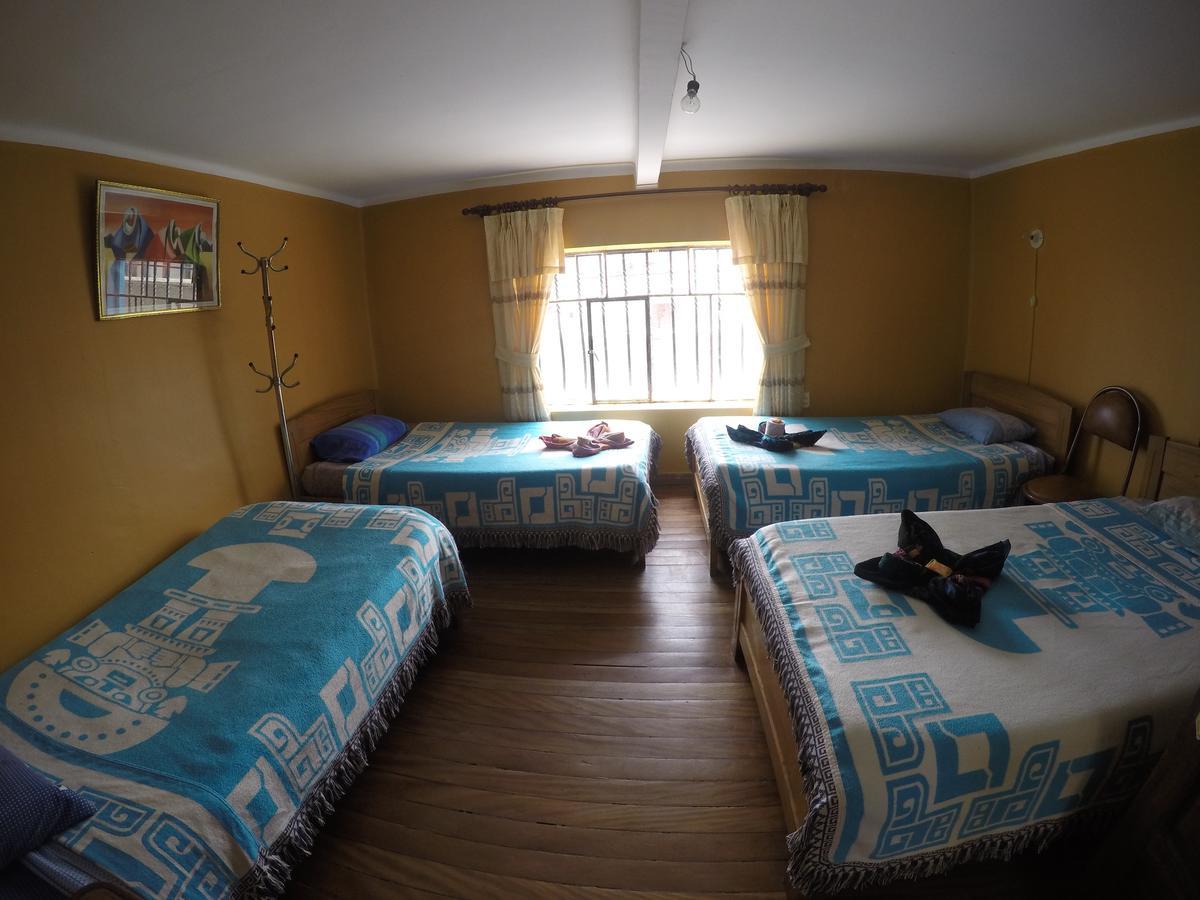 Hostal Florencia Copacabana  Buitenkant foto
