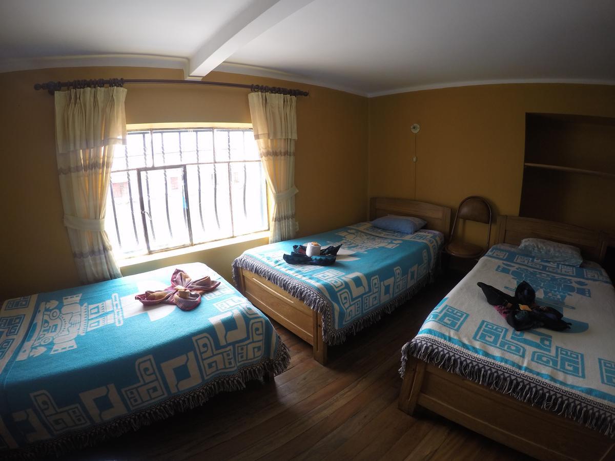 Hostal Florencia Copacabana  Buitenkant foto