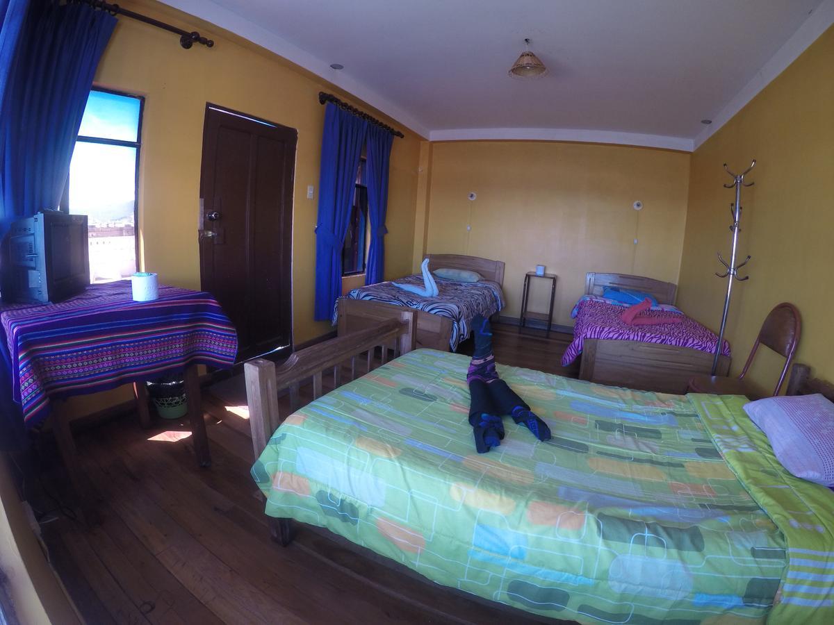 Hostal Florencia Copacabana  Buitenkant foto