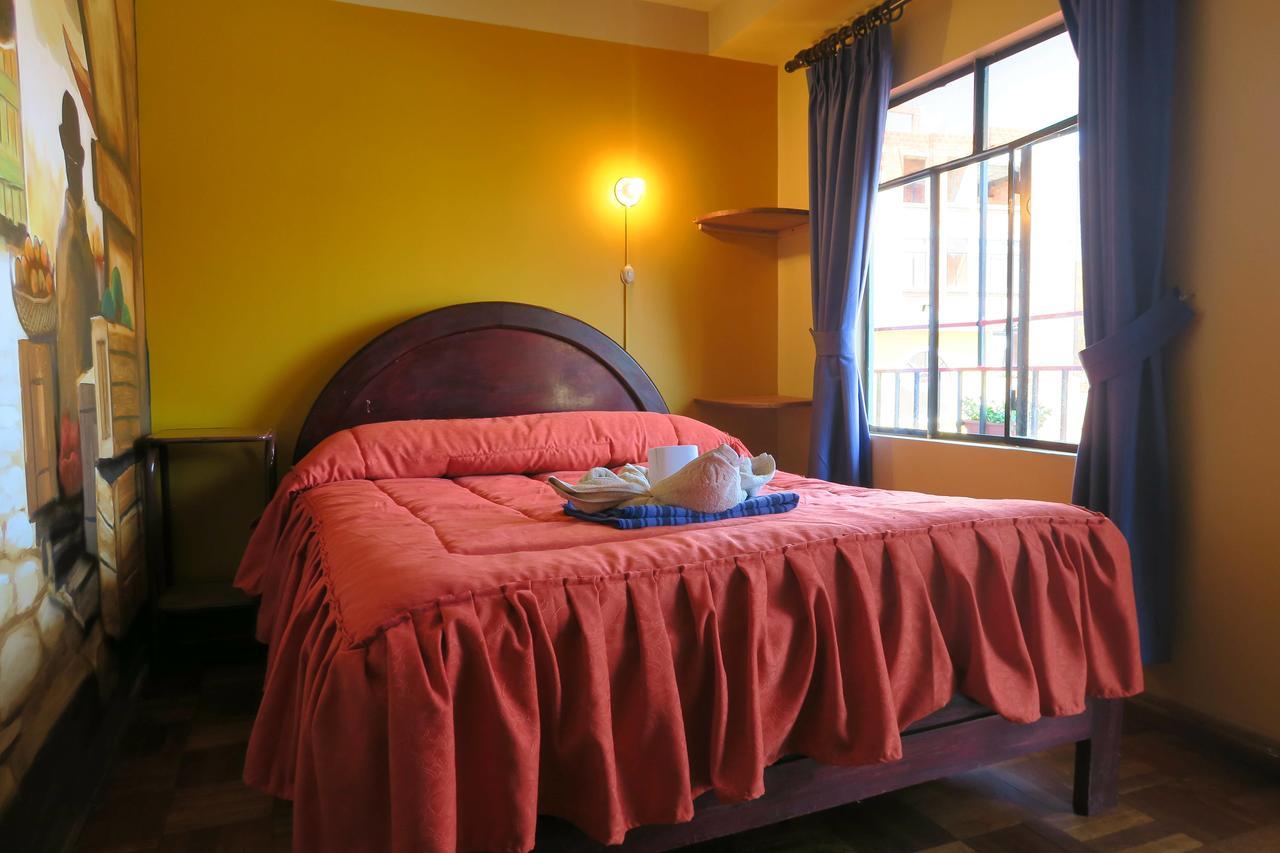 Hostal Florencia Copacabana  Buitenkant foto