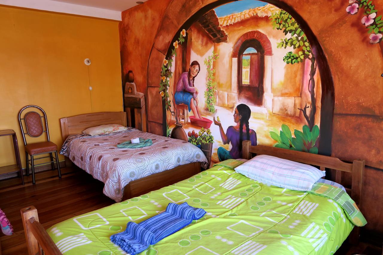 Hostal Florencia Copacabana  Buitenkant foto
